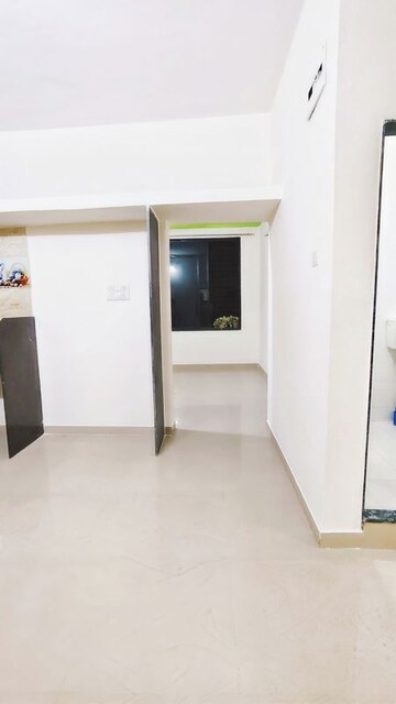 Room in 2 BHK Apartment at Wadgaon Sheri – for Rent