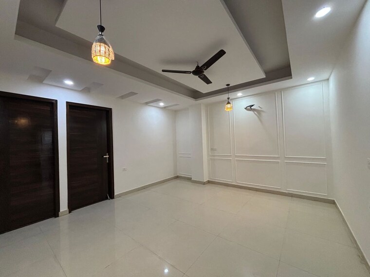 Kitchen, sector 31 3 Bedroom 2550 Sq.Ft. Builder Floor In Sector 31 Gurgaon 9807781