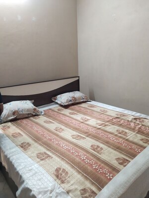 Bedroom in 1 RK Builder Floor at Gomti Nagar – for Rent