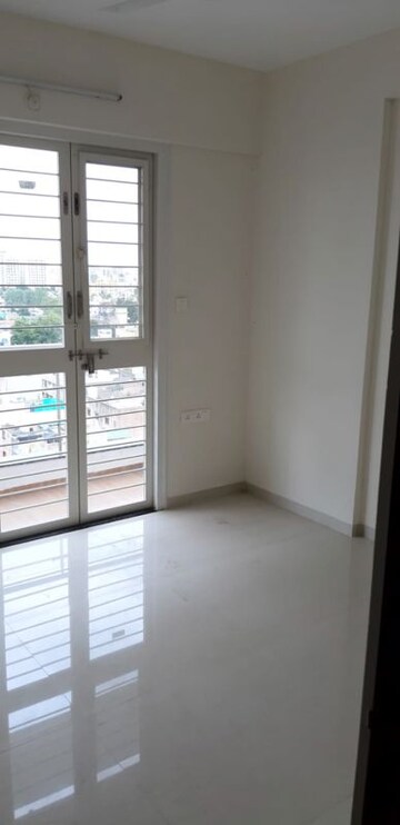 Room in 2 BHK Apartment at Suyog Space, Wakad – for Rent