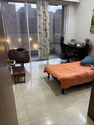 2.5 BHK Apartment For Rent in LnT Crescent Bay T4, Parel