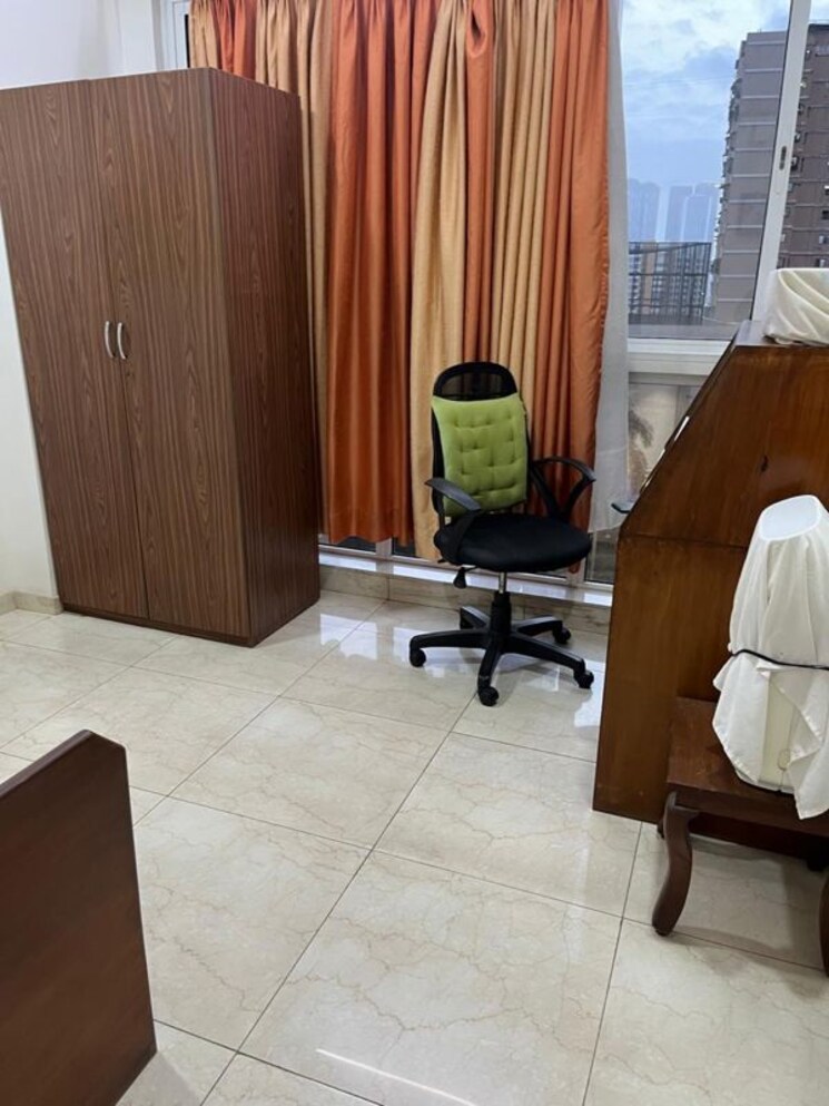 Room, lnt-crescent-bay-t4 2.5 Bedroom 1250 Sq.Ft. Apartment In Parel Mumbai 9807855