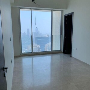 Room in 4 BHK Apartment at Raheja Imperia, Empire Mill – for Rent