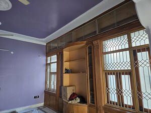 Room in 4 BHK Independent House at Ashiana Nagar – for Rent