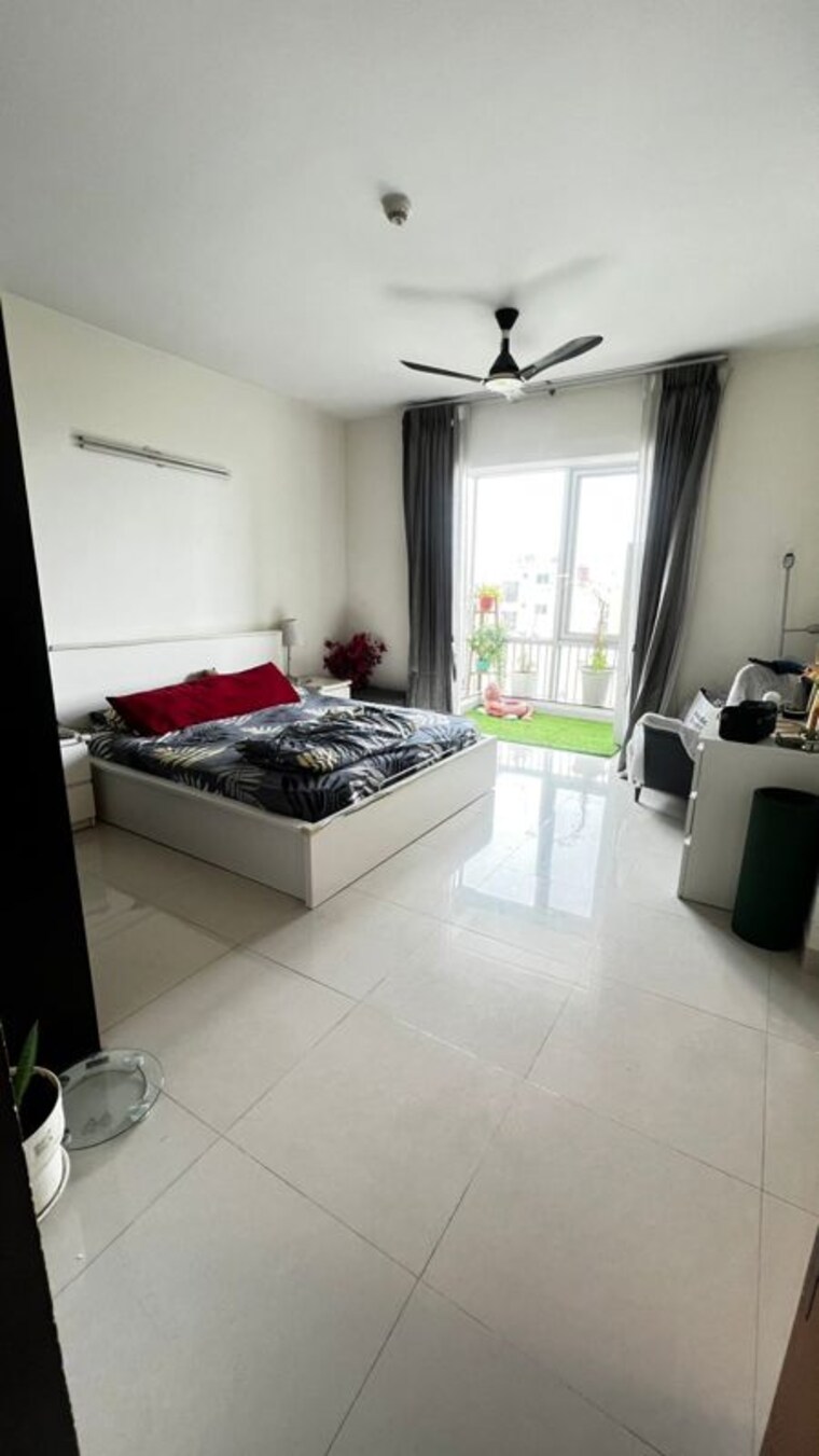 Team Area, salarpuria-sattva-magnificia 3 Bedroom 2425 Sq.Ft. Apartment In Old Madras Road Bangalore 9807888