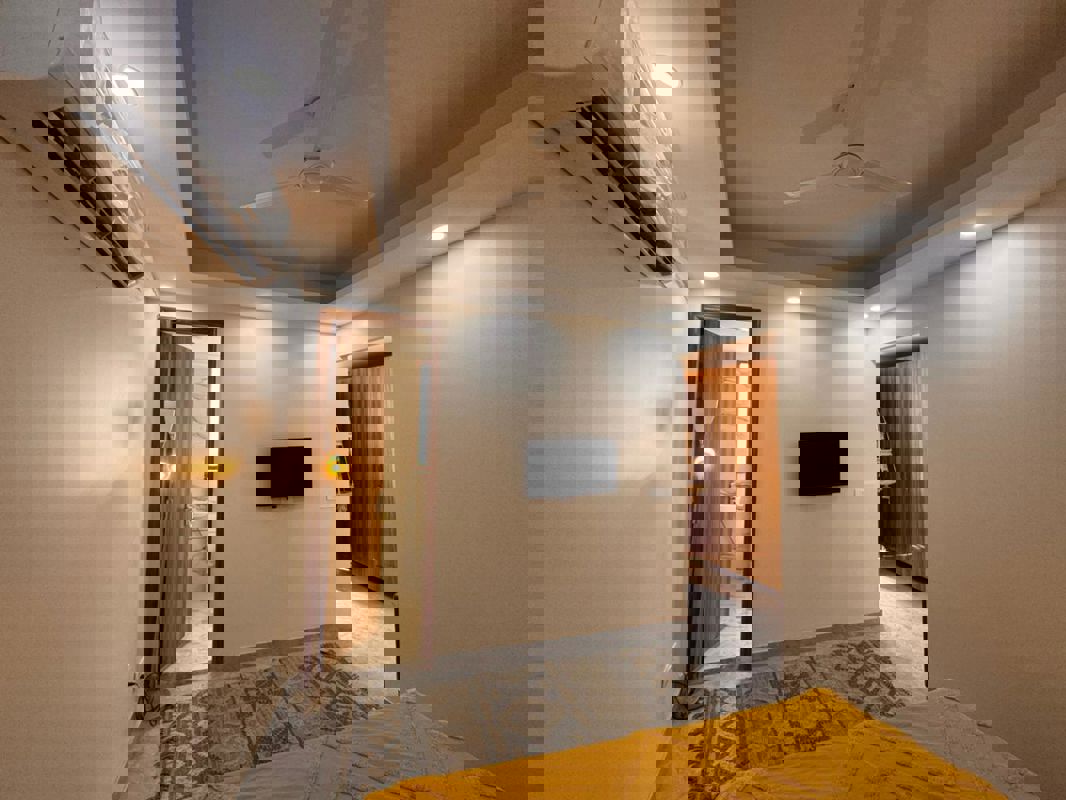 1 BHK Builder Floor For Rent in Sector 27