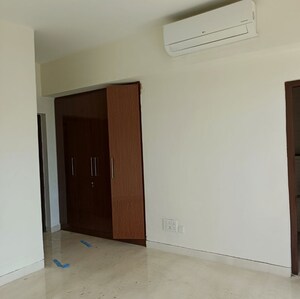 Room in 3 BHK Apartment at Puri Aanandvilas, Sector 81 – for Rent