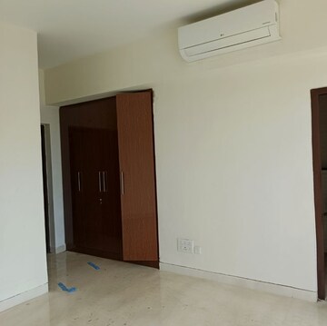 Room in 3 BHK Apartment at Puri Aanandvilas, Sector 81 – for Rent