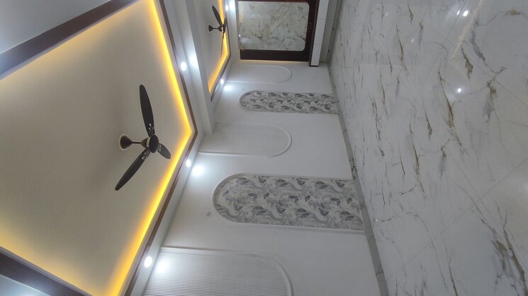 Living Room, sector 73 3 Bedroom 1450 Sq.Ft. Apartment In Sector 73 Noida 9807955