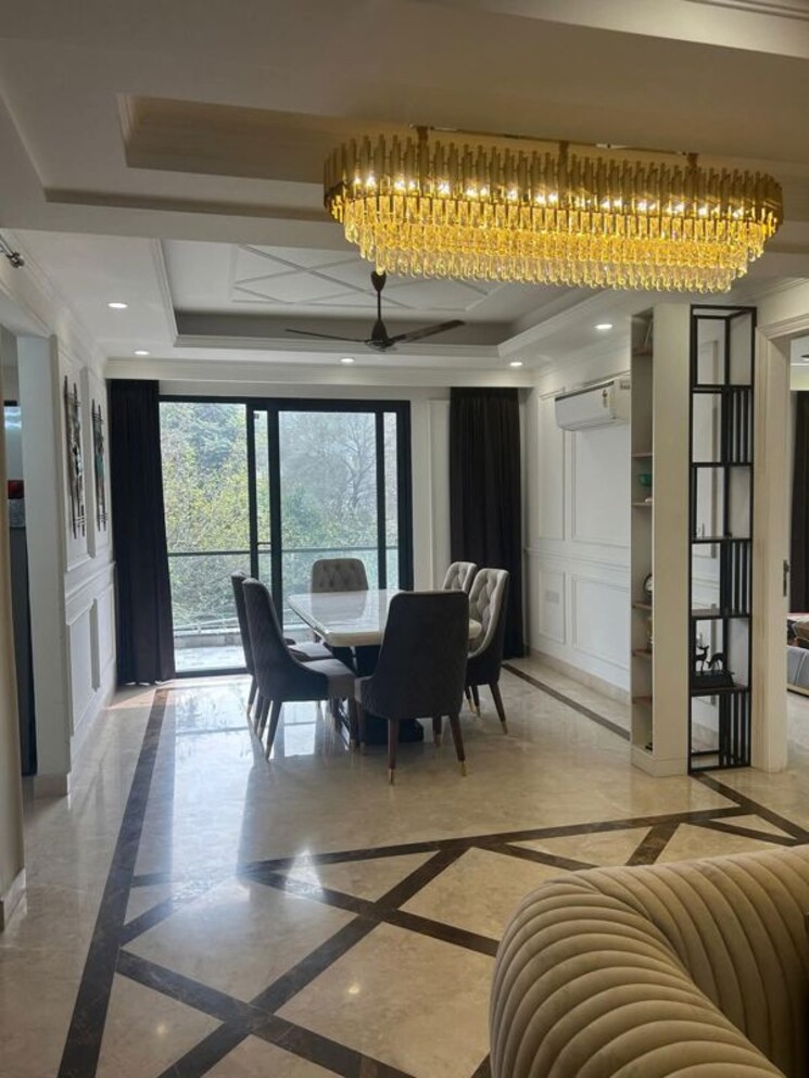  Parking, suncity-trade-tower 1 Bedroom 754 Sq.Ft. Apartment In Sector 21 Gurgaon 9807970