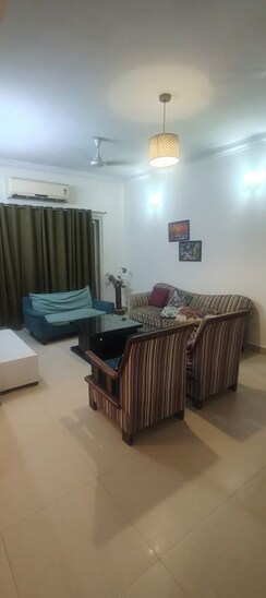 3 BHK Apartment For Rent in RWA Apartments Sector 52