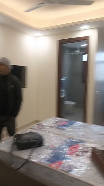 Living Room in Studio Builder Floor at Lajpat Nagar ii – for Rent