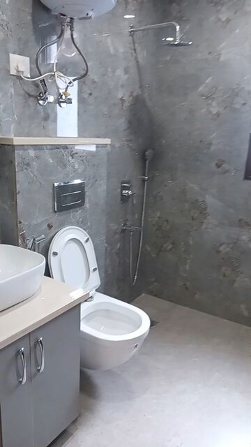 Bathroom in Studio Builder Floor at Lajpat Nagar ii – for Rent