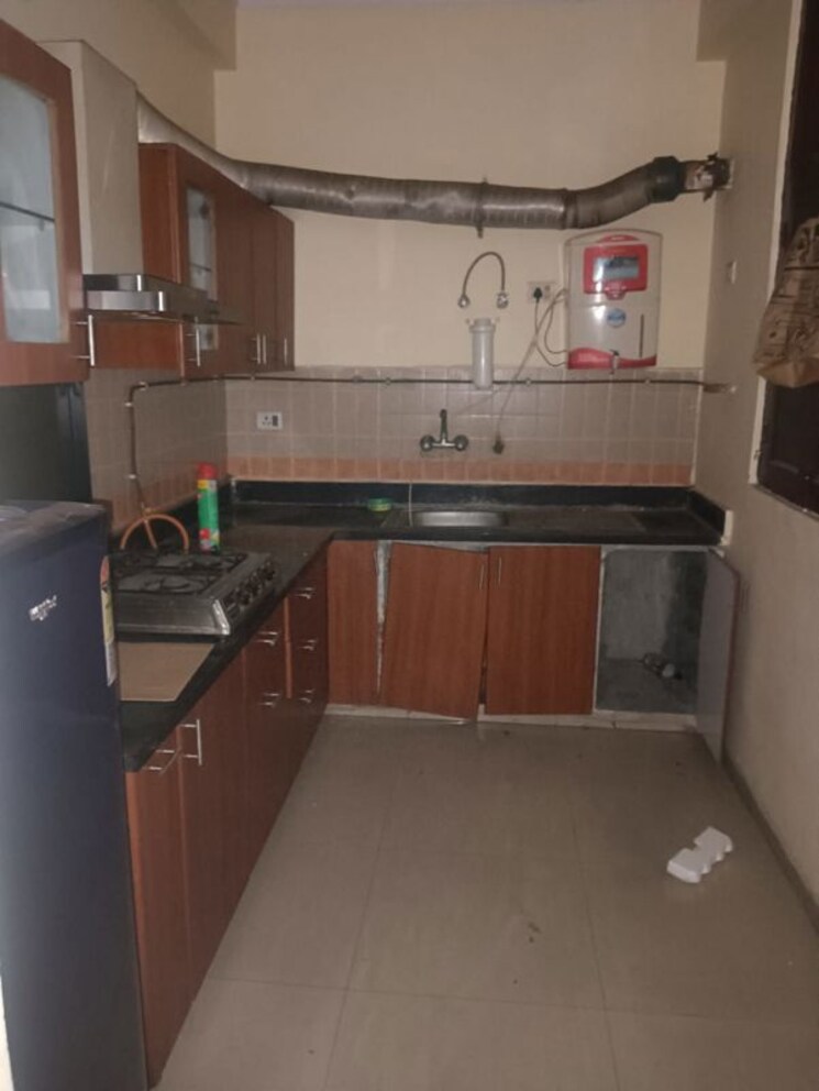 Kitchen, meenal-balmukund-residency 3 Bedroom 1500 Sq.Ft. Apartment In Raj Nagar Extension Ghaziabad 9808006