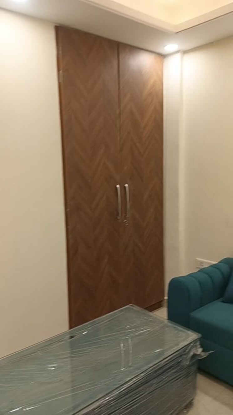 Bathroom, lajpat nagar ii 1 Bedroom 500 Sq.Ft. Builder Floor In Lajpat Nagar ii Delhi 9808007