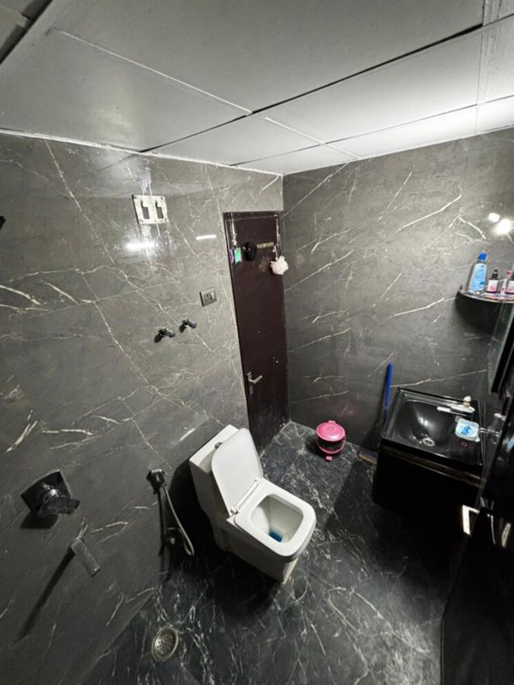 Team Area, panchsheel-wellington 5 Bedroom 3000 Sq.Ft. Penthouse In Dundahera Ghaziabad 9808020