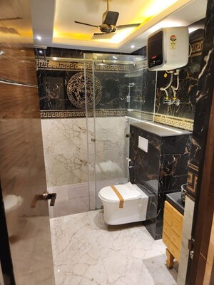 Team Area in 3 BHK Villa at Uninav Bliss, Raj Nagar Extension – for Sale