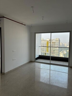Room in 3 BHK Apartment at Courtyard by Narang Realty and The Wadhwa Group, Pokhran Road No Two – for Rent