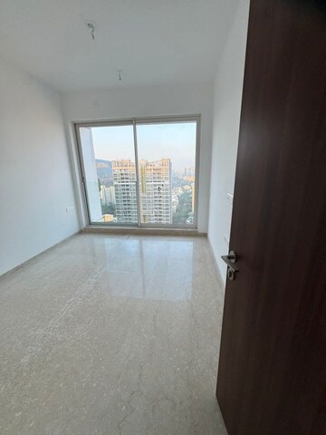 Room in 3 BHK Apartment at Courtyard by Narang Realty and The Wadhwa Group, Pokhran Road No Two – for Rent