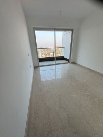 Room in 3 BHK Apartment at Courtyard by Narang Realty and The Wadhwa Group, Pokhran Road No Two – for Rent