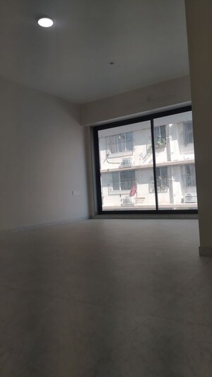 Room in 2 BHK Apartment at Dadar West – for Sale