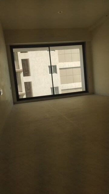 Room in 2 BHK Apartment at Dadar West – for Sale