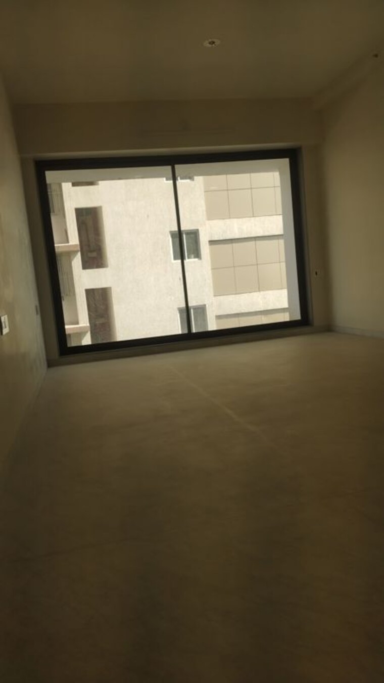 Room, dadar west 2 Bedroom 769 Sq.Ft. Apartment In Dadar West Mumbai 9808048