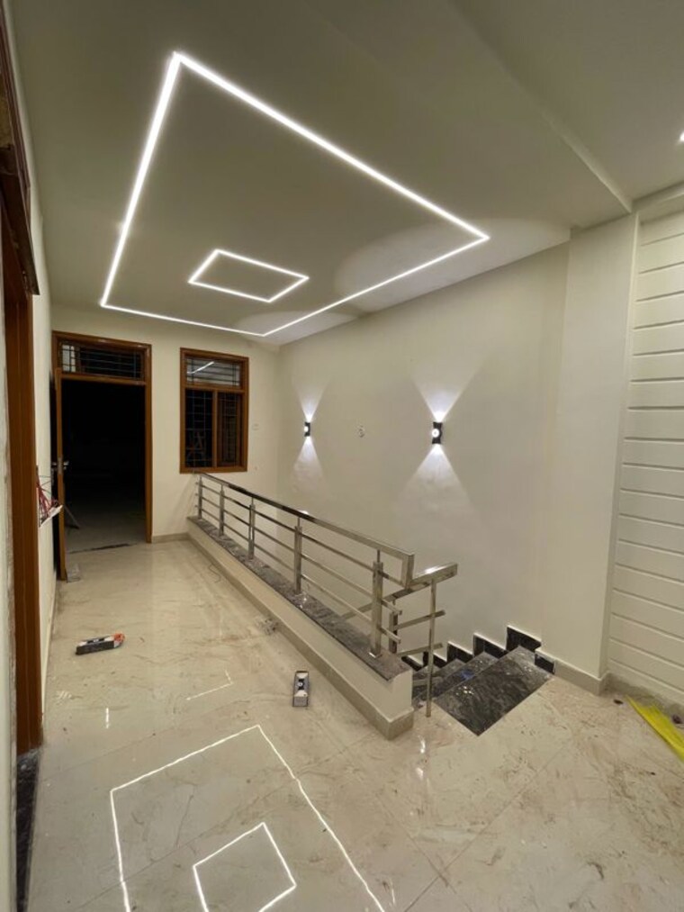 Parking, manas-town 3 Bedroom 2385 Sq.Ft. Villa In Indira Nagar Lucknow 9808062