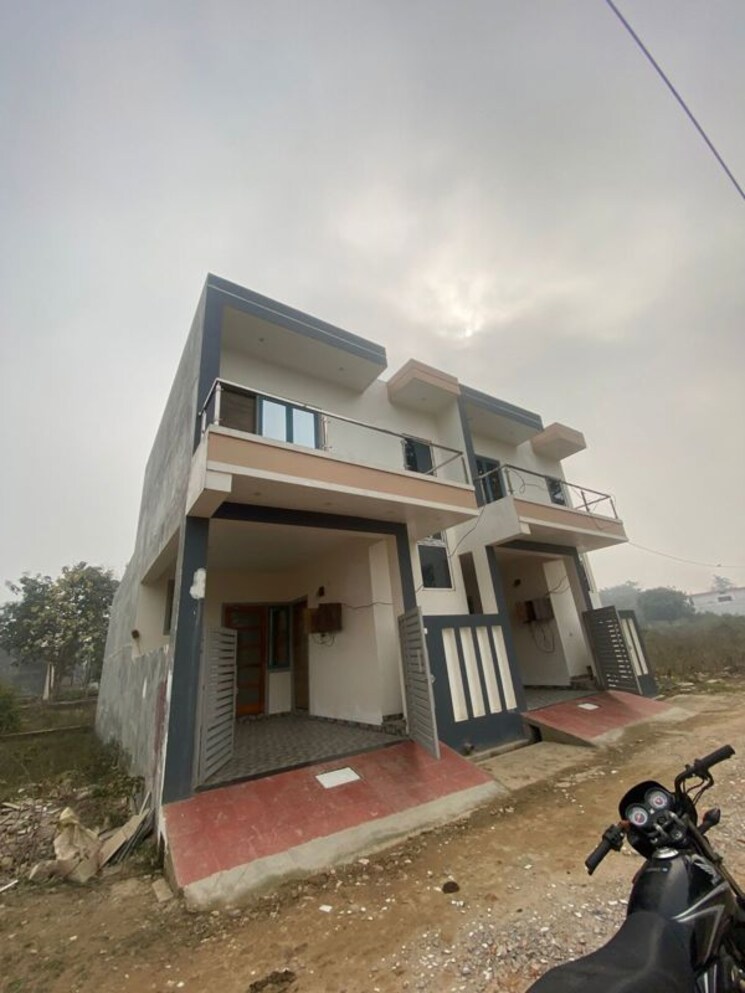 Exterior View, arsha-madhav-greens 3 Bedroom 1607 Sq.Ft. Independent House In Gomti Nagar Lucknow 9808064