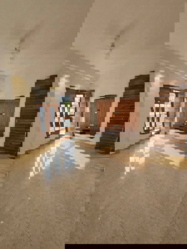 1 BHK + Pooja Room Apartment For Rent in Sector 23