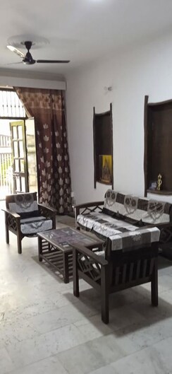 2 BHK Builder Floor For Rent in NDA Rail Vihar