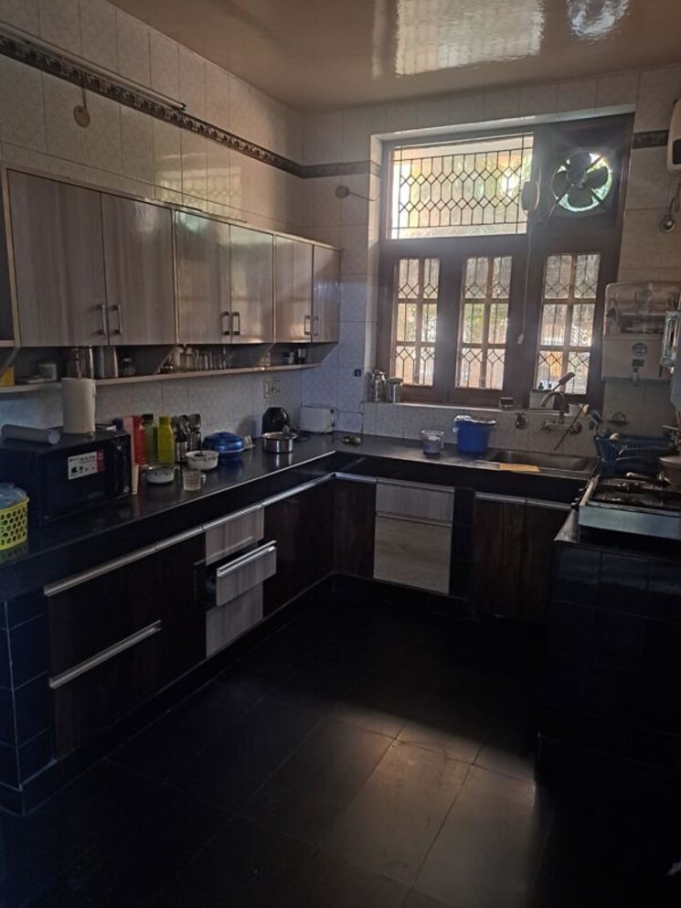 Kitchen, rwa-apartments-sector-41 6 Bedroom 180 Sq.Mt. Villa In Sector 41 Noida 9808112