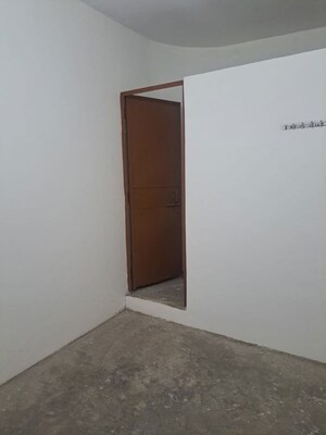 Room in 6 BHK Villa at RWA Apartments Sector 41, Sector 41 – for Sale