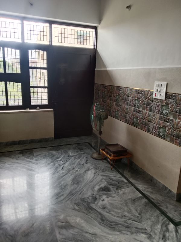 2 BHK + Pooja Room Builder Floor For Rent in Sector 6