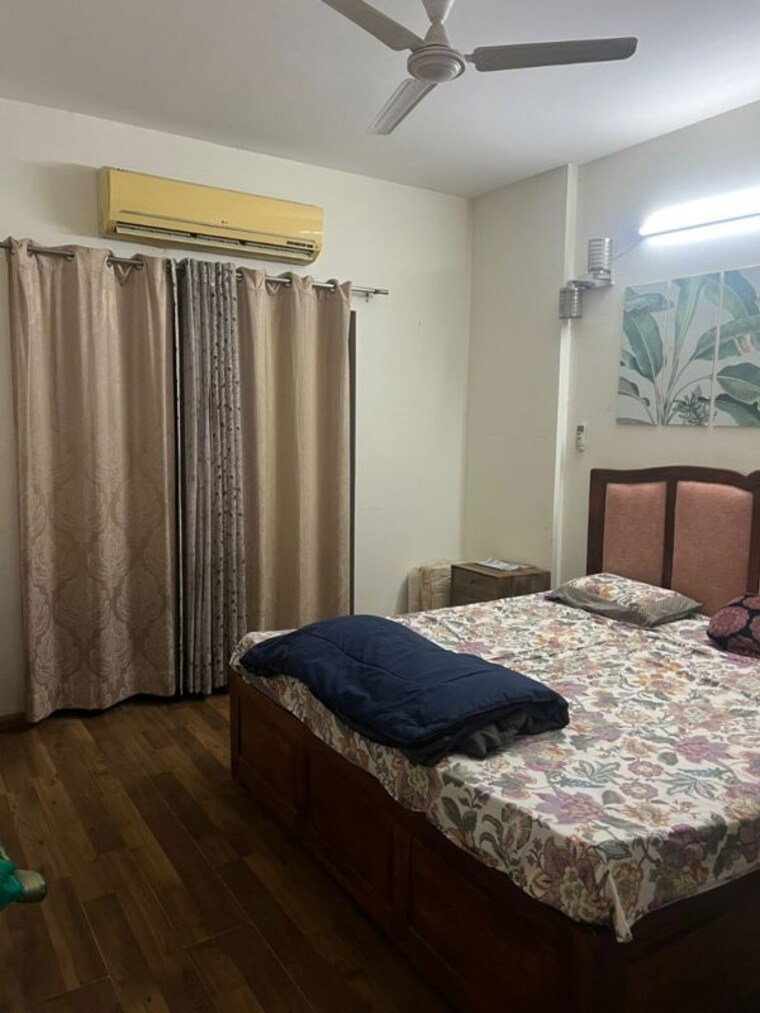 Bedroom, conscient-heritage-max 3 Bedroom 2075 Sq.Ft. Apartment In Sector 102 Gurgaon 9808123