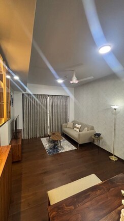 2 BHK + Pooja Room,Servant Room,Extra Room Apartment For Rent in Krisumi Waterfall Residences