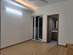 3 BHK Apartment For Rent in Emaar Imperial Gardens, Sector 102