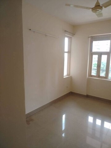 Room in 3 BHK Apartment at Emaar Imperial Gardens, Sector 102 – for Rent