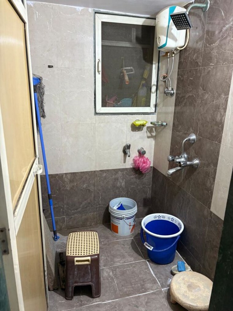 Bathroom, khadakpada 2 Bedroom 1060 Sq.Ft. Apartment In Khadakpada Thane 9808132