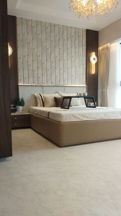 6+ BHK + Pooja Room,Servant Room,Study Room Apartment For Sale in Dadar West