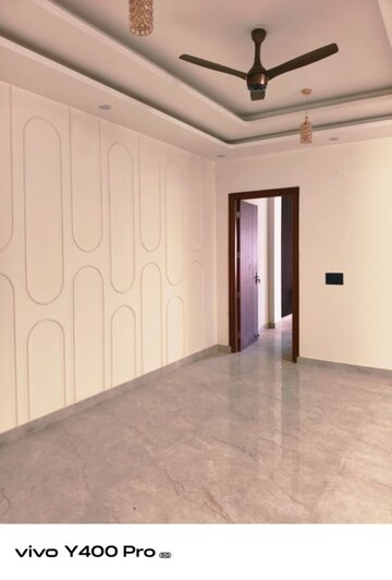 Room in 4 BHK Villa at Sahastradhara Road – for Sale