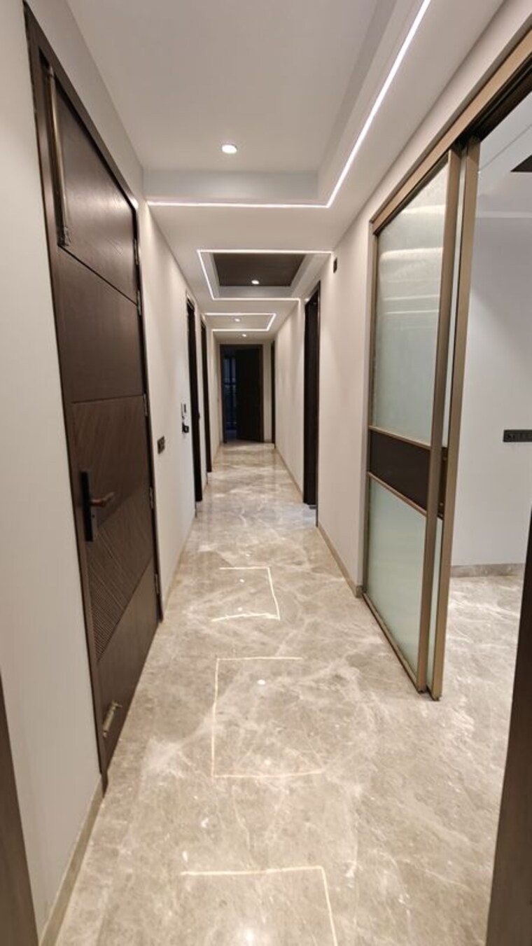 undefined, panchsheel park 3 Bedroom 2700 Sq.Ft. Builder Floor In Panchsheel Park Delhi 9808158