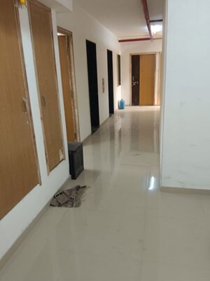 Room in 2 BHK Apartment at Chandak Cornerstone, Worli – for Rent