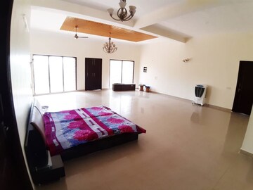 Bedroom in 6+ BHK Villa at Sector 26 – for Sale