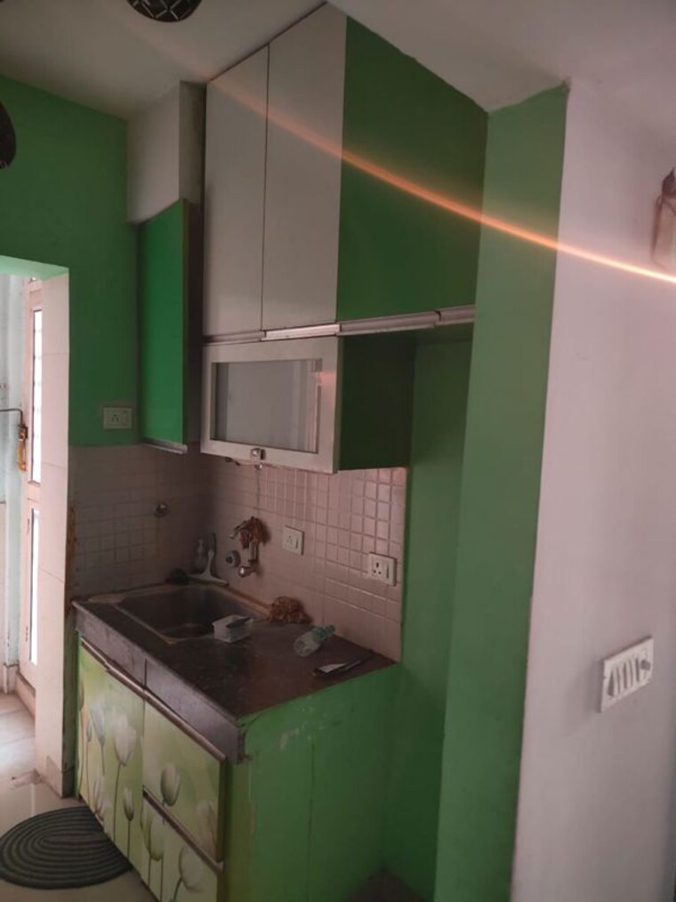 Kitchen, sector 26 6+ Bedroom 162 Sq.Mt. Villa In Sector 26 Noida 9808199