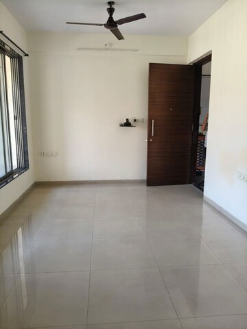 Room in 2 BHK Apartment at Neelsidhi Atlantis, Nerul – for Rent