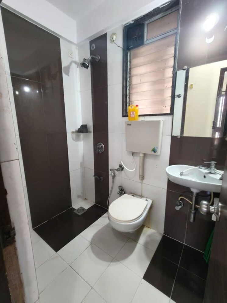 Team Area, neelsidhi-atlantis 2 Bedroom 1000 Sq.Ft. Apartment In Nerul Navi Mumbai 9808200