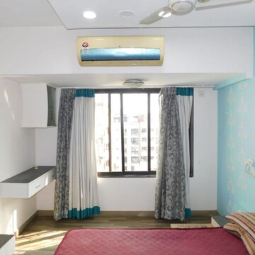 Bedroom in 2 BHK Apartment at Santacruz East – for Sale