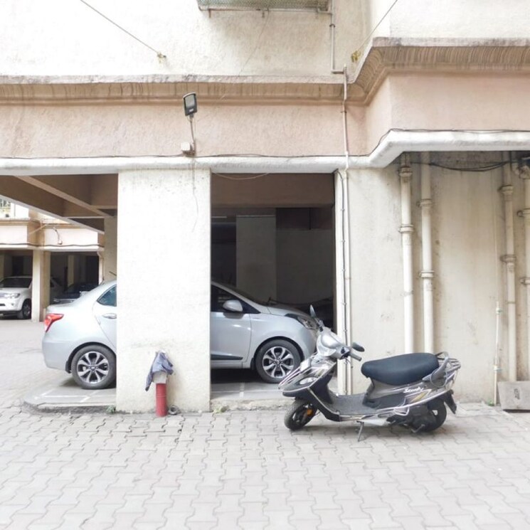  Parking, santacruz east 2 Bedroom 730 Sq.Ft. Apartment In Santacruz East Mumbai 9802863