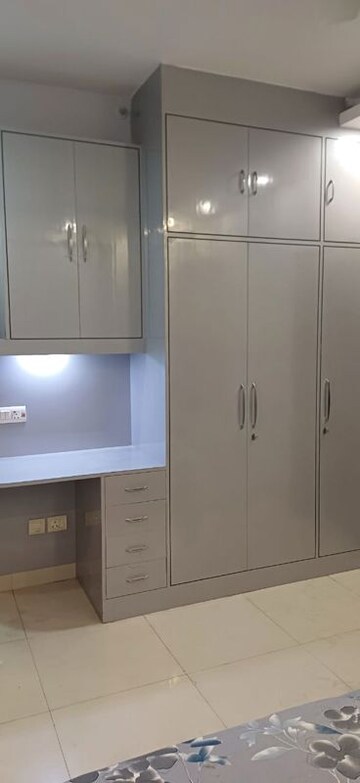 Furnished Amenities in 3 BHK Apartment at Purvanchal Royal Park, Sector 137 – for Rent